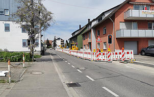 In der Radolfzeller Straße erweitern die Stadtwerke Konstanz derzeit das FTTH Netz, sprich das Glasfasernetz.