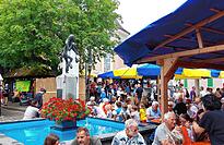 Auf dem Allensbacher Rathausplatz darf wieder drei Tage gefeiert werden.