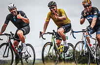 Jan Ullrich (Mitte) hat das Rennradsport-Spektakel am 17. und 18. Mai in Bad Dürrheim initiiert und weitere Rennrad-Legenden eingeladen. Der Event soll künftig jedes Jahr stattfinden.