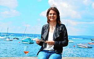 Stephanie Megerle mit gleich zwei Krönchen: Hier war sie für kurze Zeit sowohl Badische Weinprinzessin als auch Bodensee Weinprinzessin.